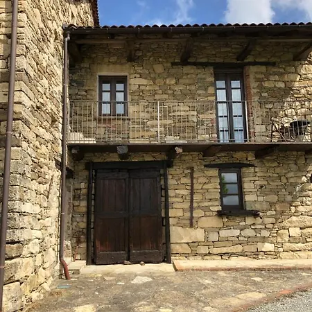 مزرعة للإقامة Cascina Bertolotto Wine