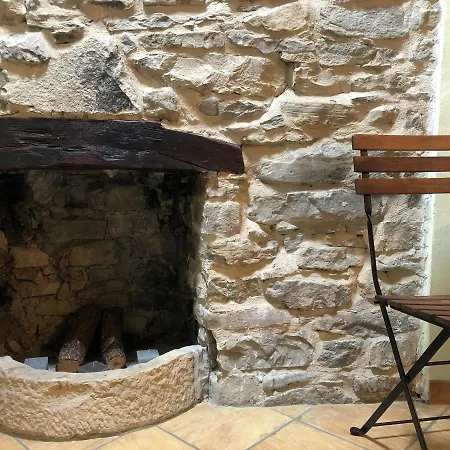 Cascina Bertolotto Wine مزرعة للإقامة *