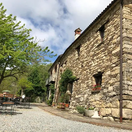 مزرعة للإقامة Cascina Bertolotto Wine *